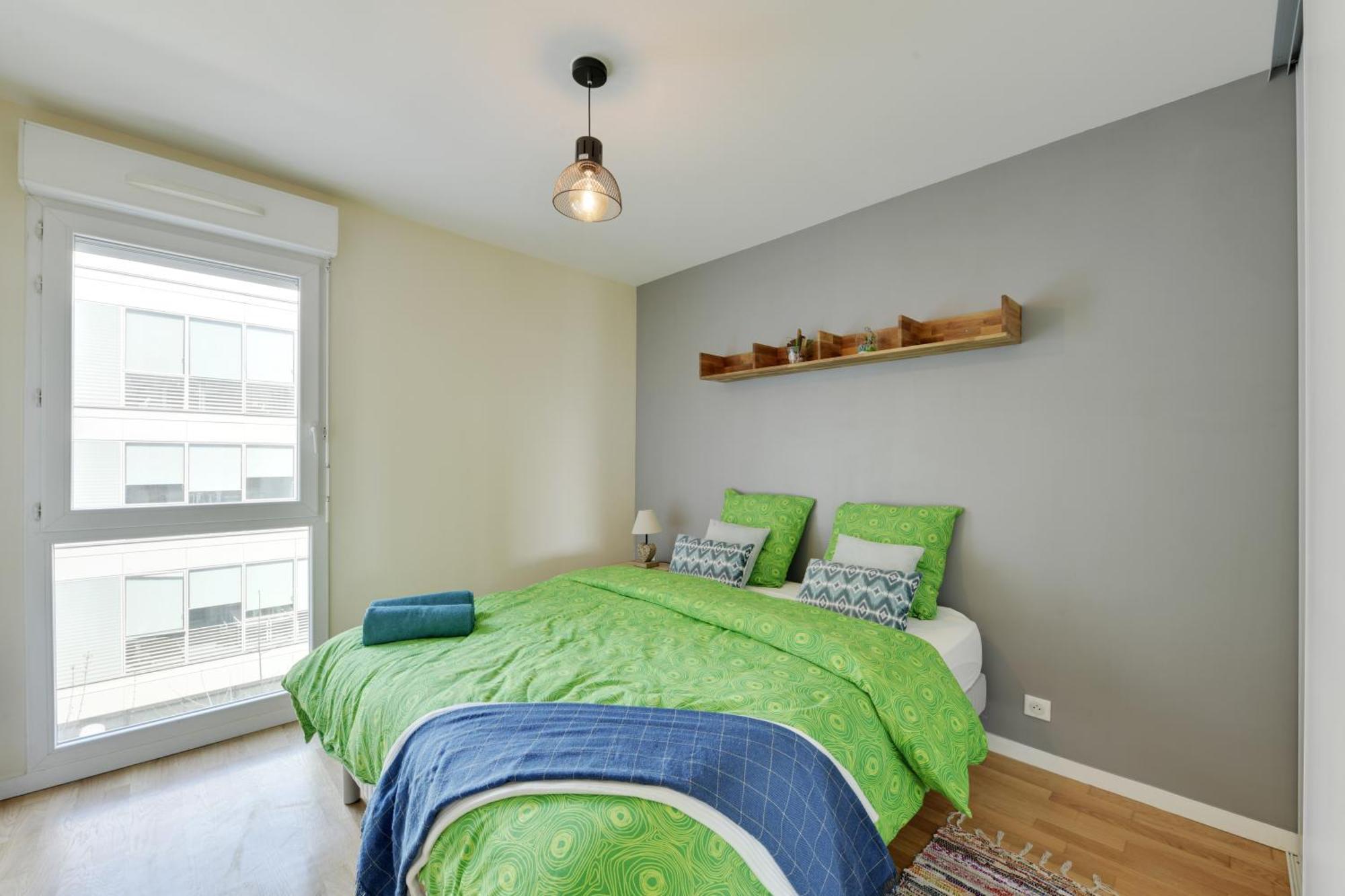 Chic Apartment With Superb View Of The Eiffel Tower Saint-Denis  Exterior photo